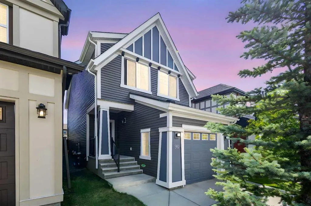 90 Evansridge Crescent NW