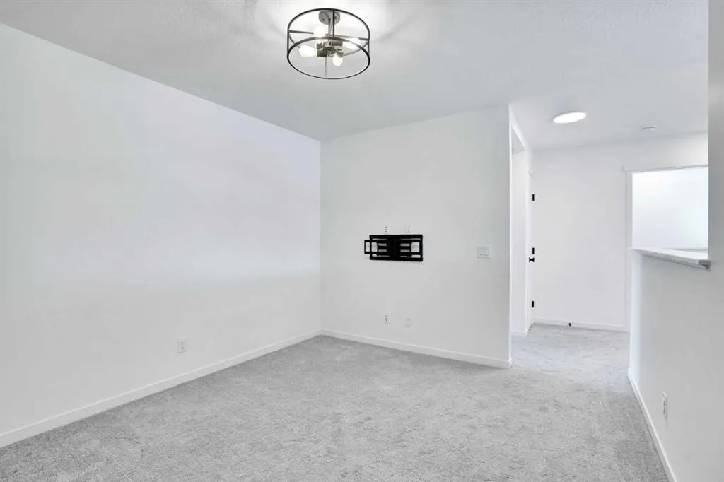 38 Magnolia Court SE