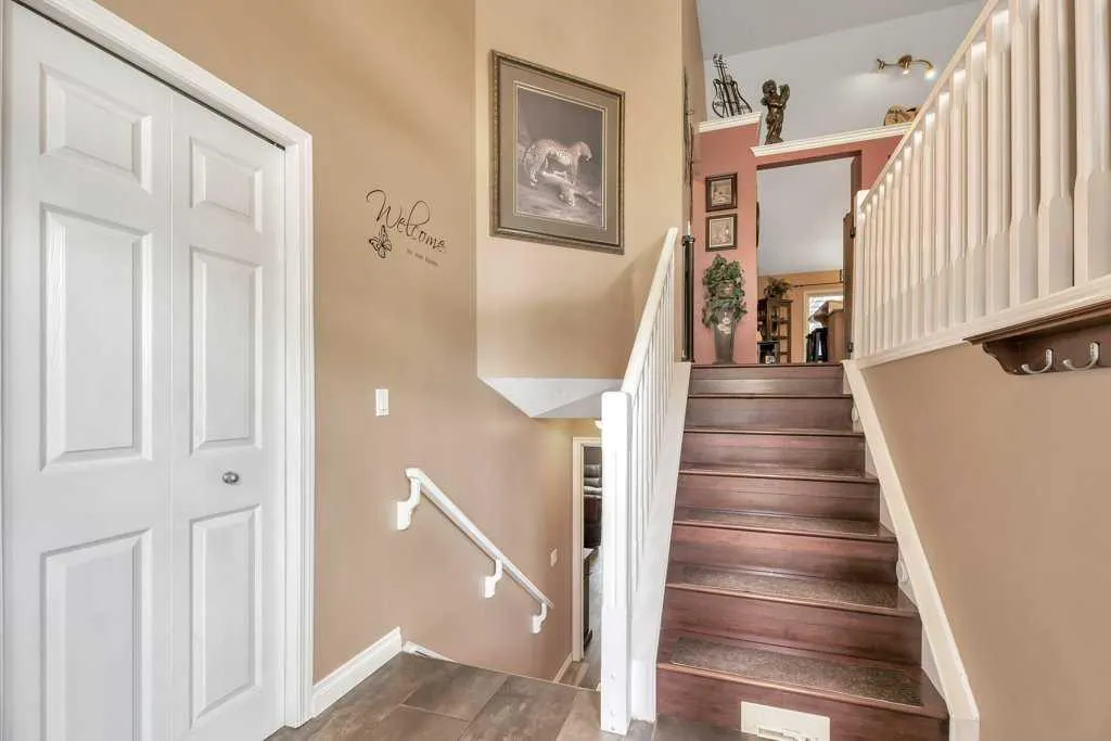 285 West Creek Springs