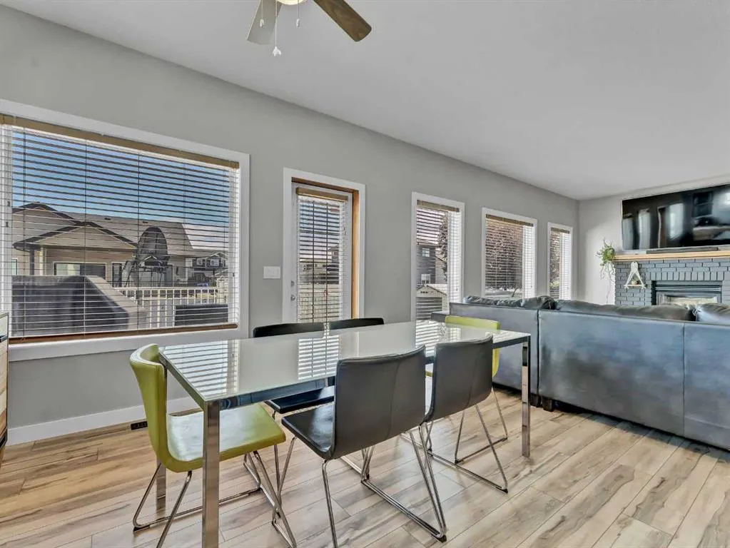 49 Vista Road SE