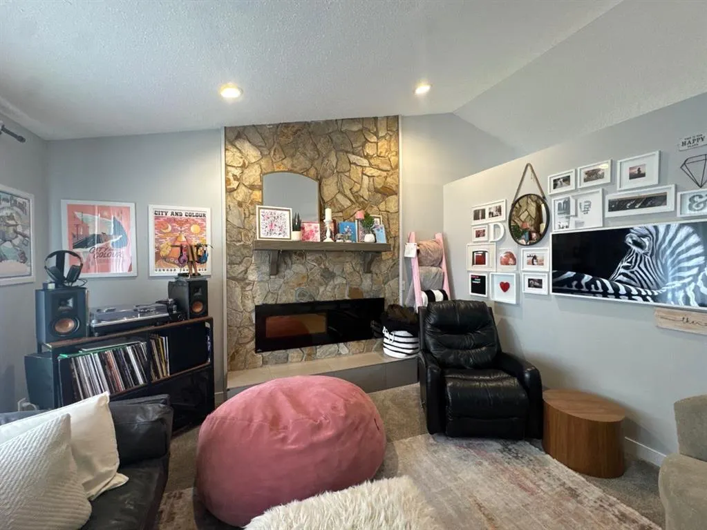 12 Rutherford Drive