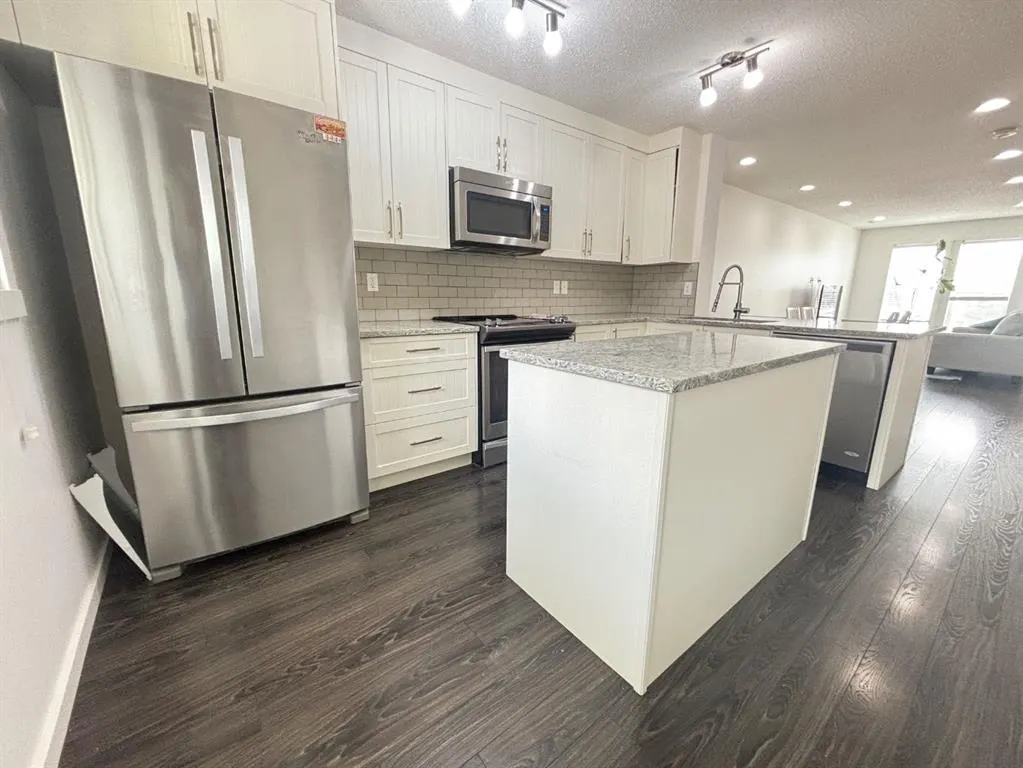 2400 Ravenswood View SE, #1513