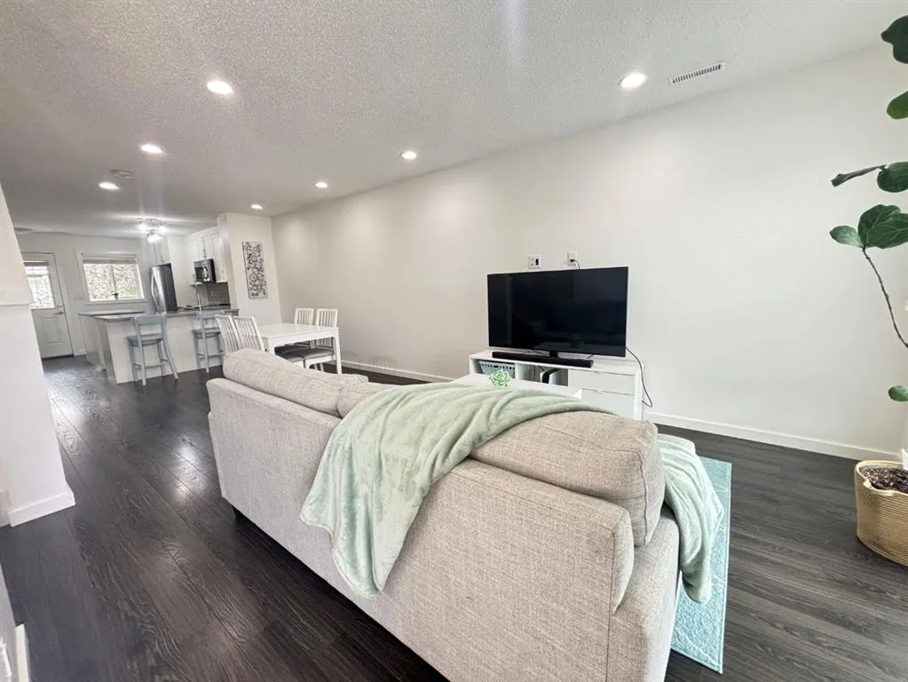 2400 Ravenswood View SE, #1513