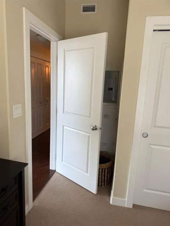 16 Varsity Estates Circle NW, #701