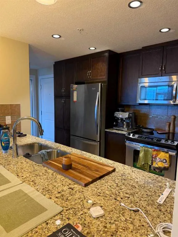 16 Varsity Estates Circle NW, #701