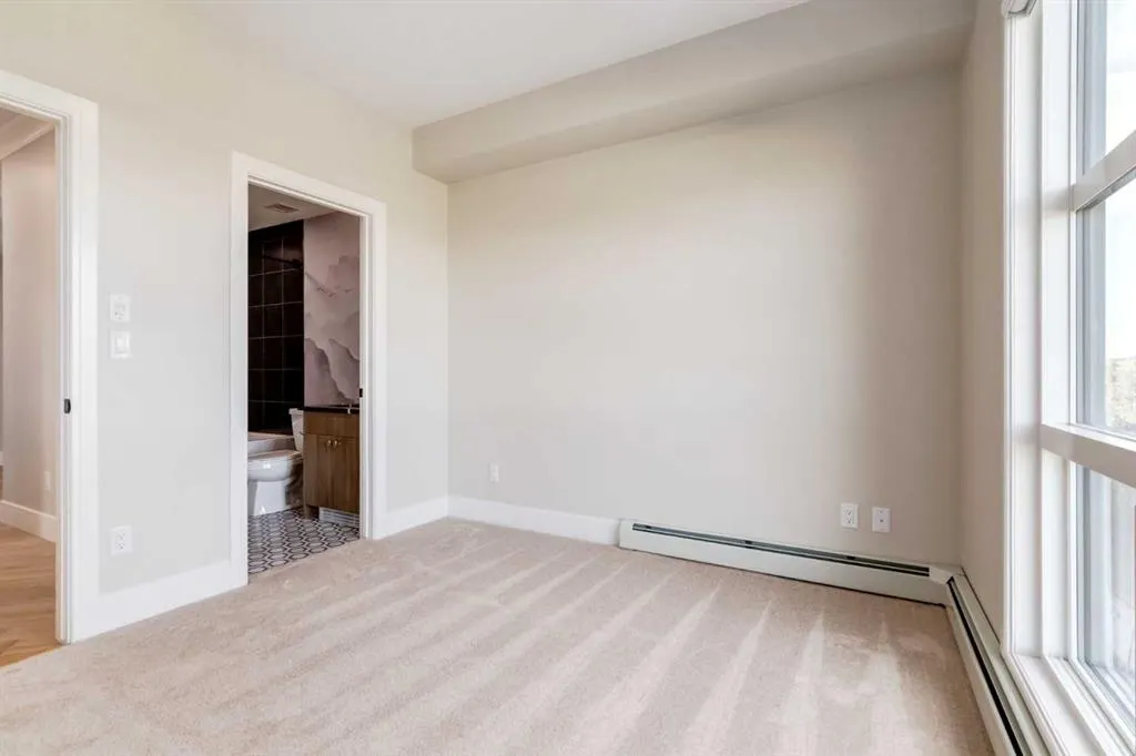 330 Dieppe Drive SW, #302