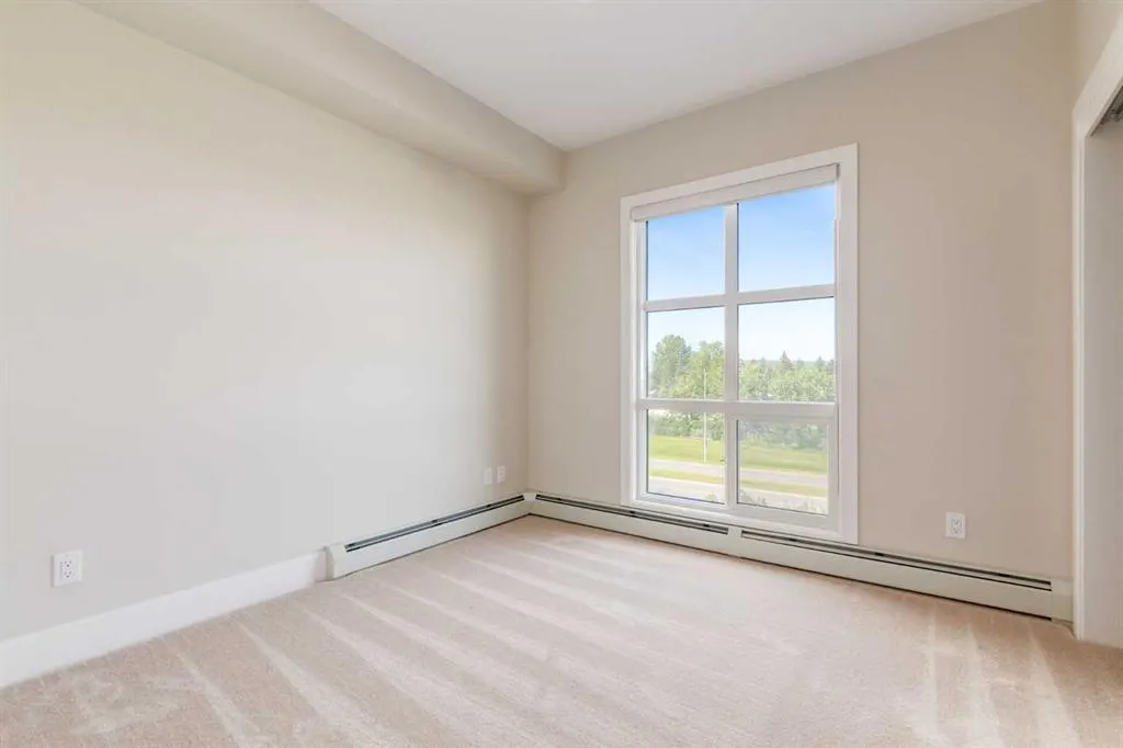 330 Dieppe Drive SW, #302