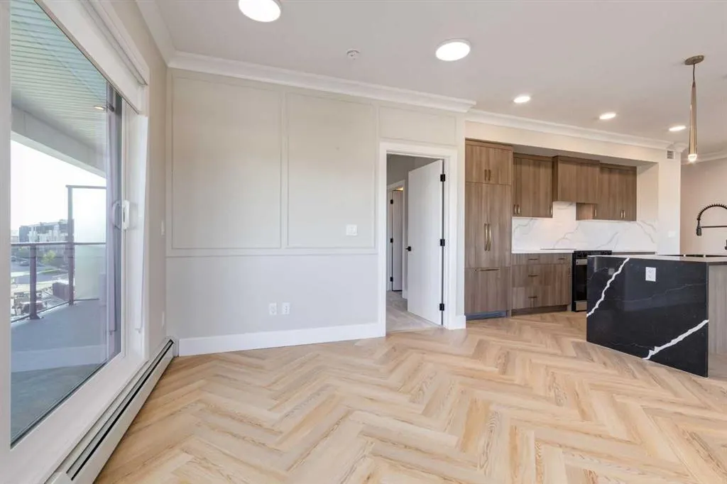 330 Dieppe Drive SW, #302