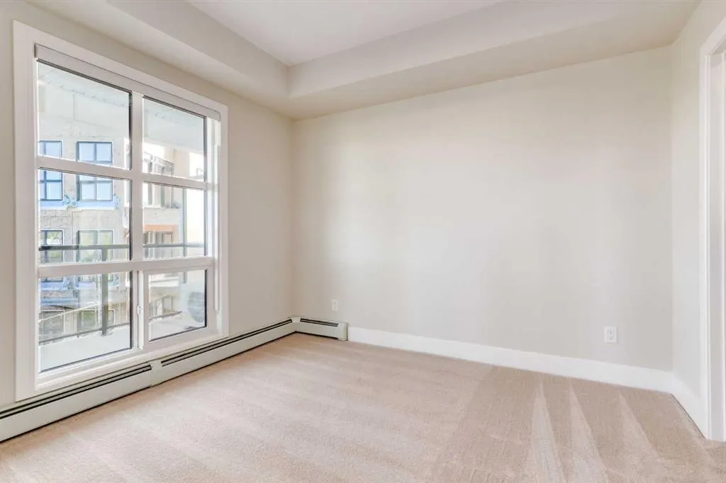 330 Dieppe Drive SW, #302
