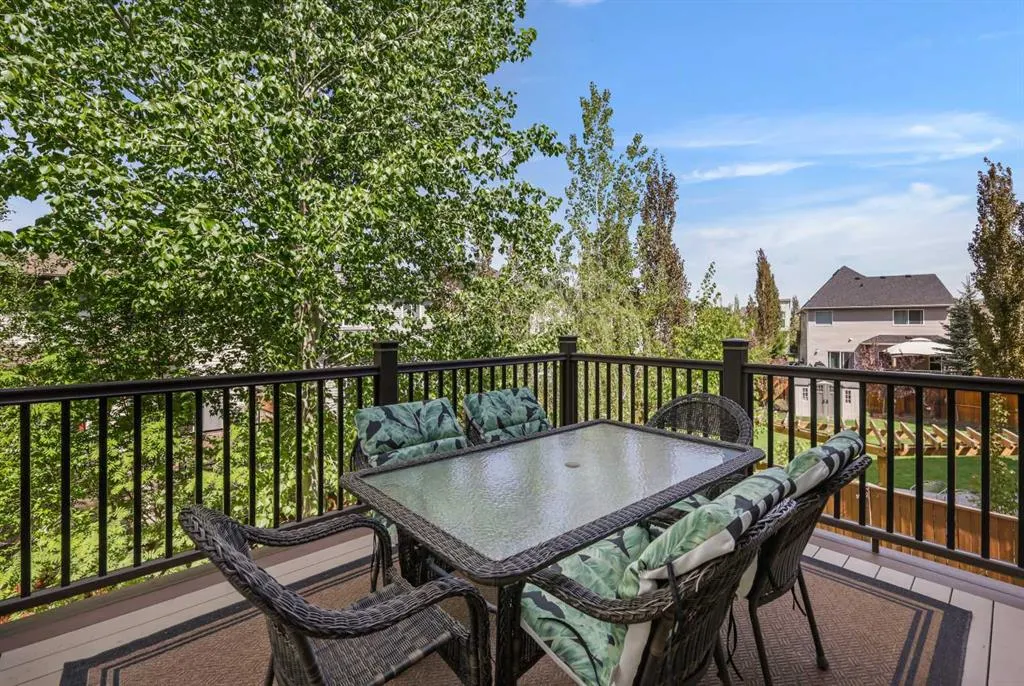 20 Walden View SE