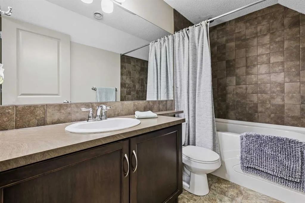 20 Walden View SE