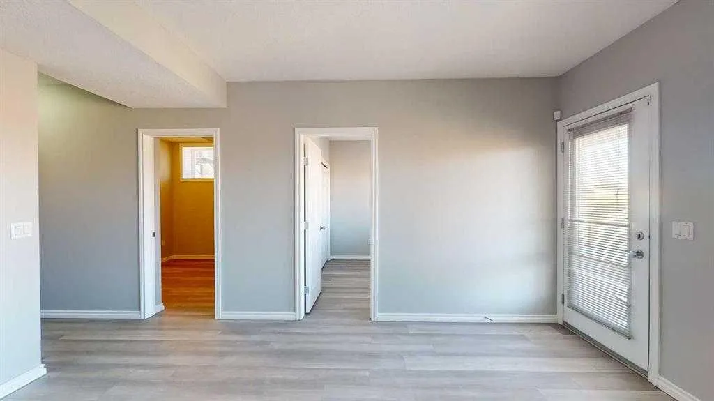 334 Grosbeak Way