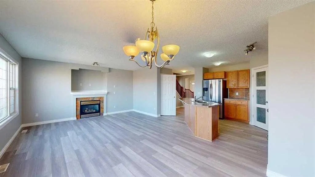 334 Grosbeak Way