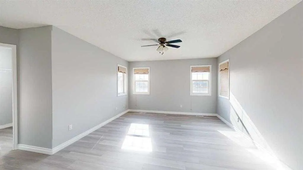 334 Grosbeak Way