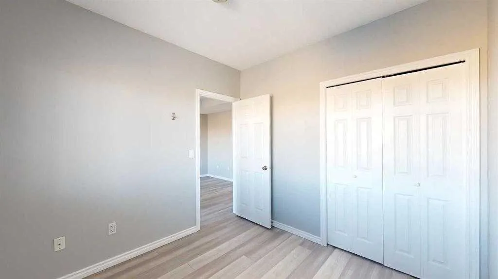 334 Grosbeak Way