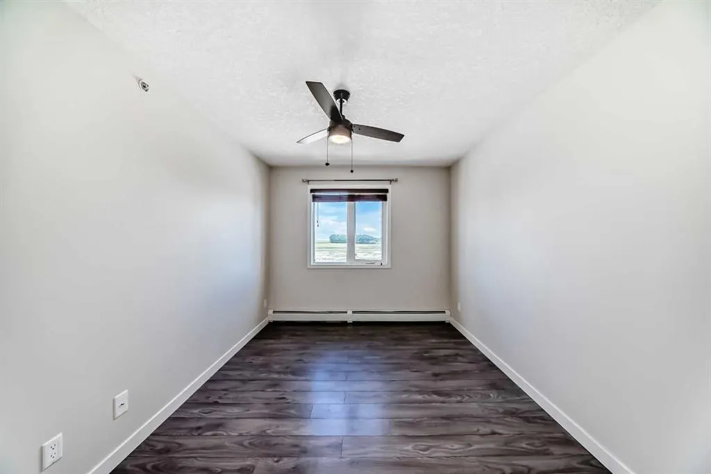 1010 Railway Street, #312