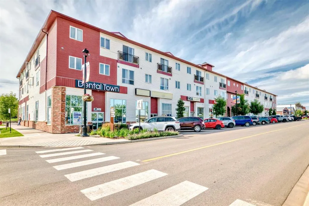 1010 Railway Street, #312