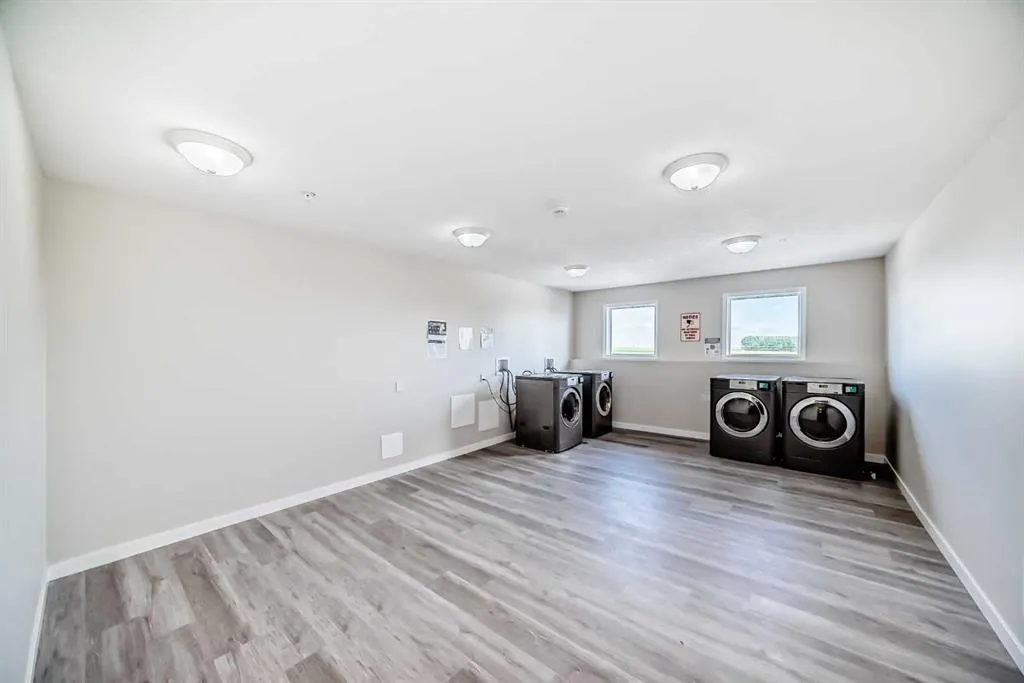 1010 Railway Street, #312
