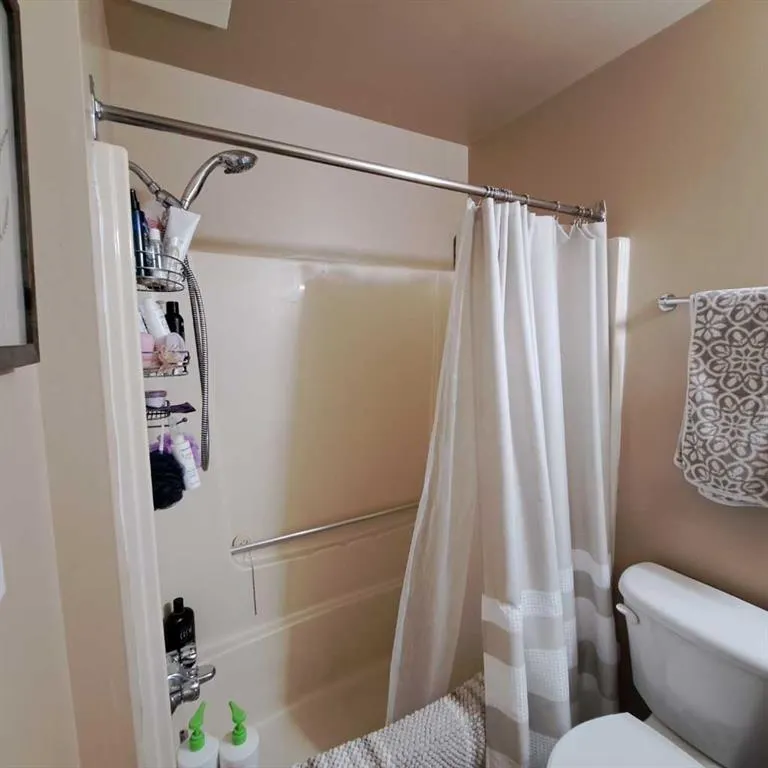 3910 23 Avenue S, #205