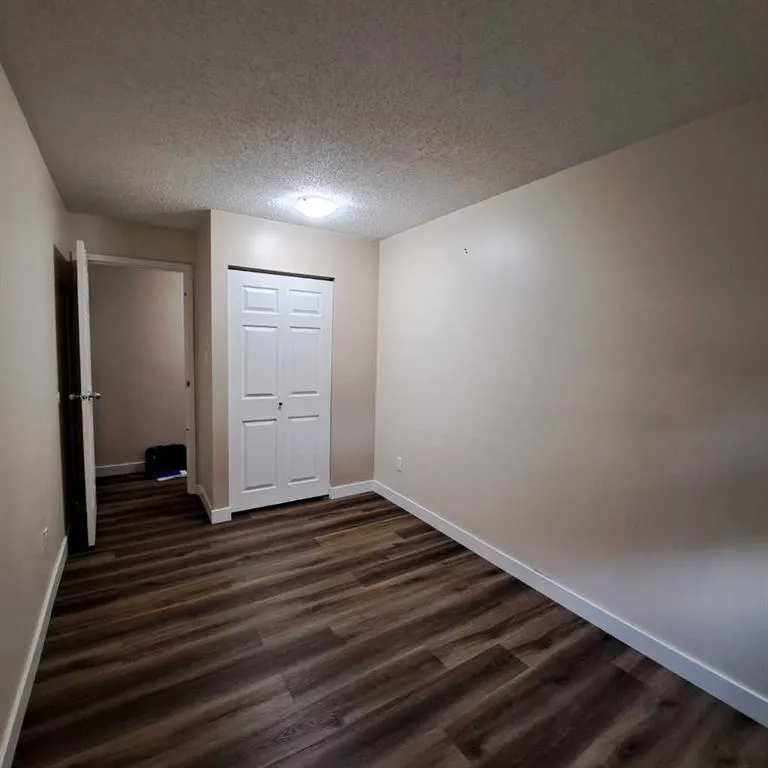 3910 23 Avenue S, #205