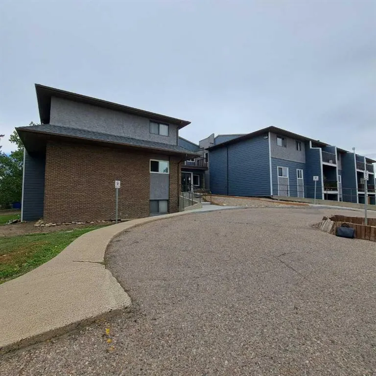 3910 23 Avenue S, #205