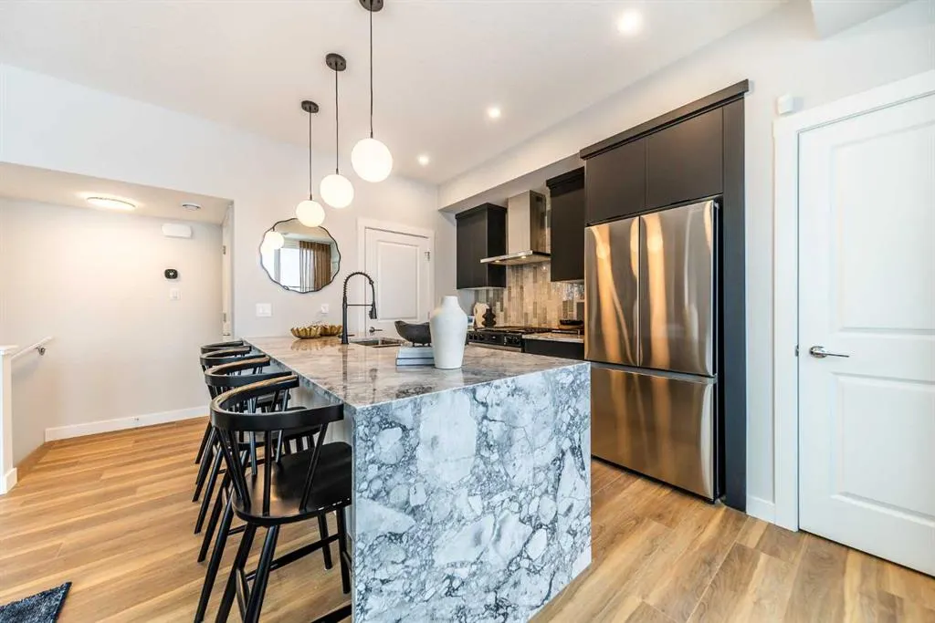 380 Seton Villas, #215