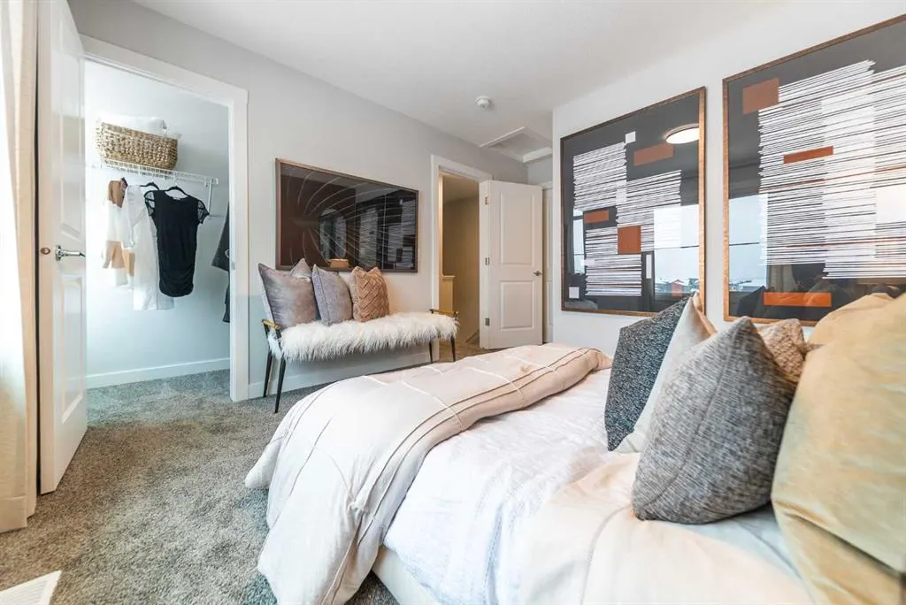 380 Seton Villas, #215