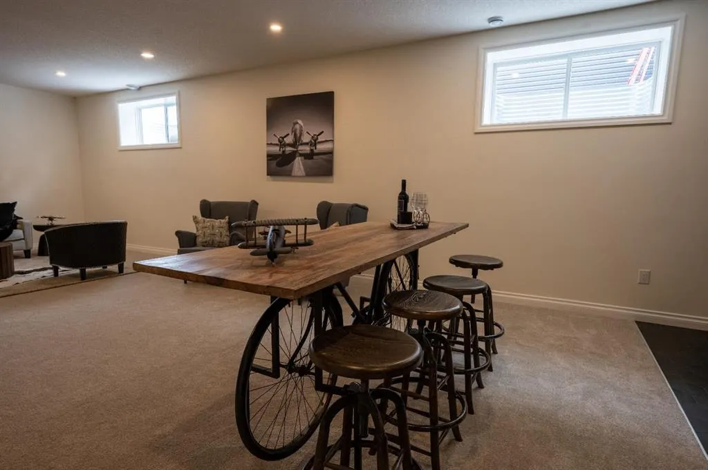 375 Chelsea Passage