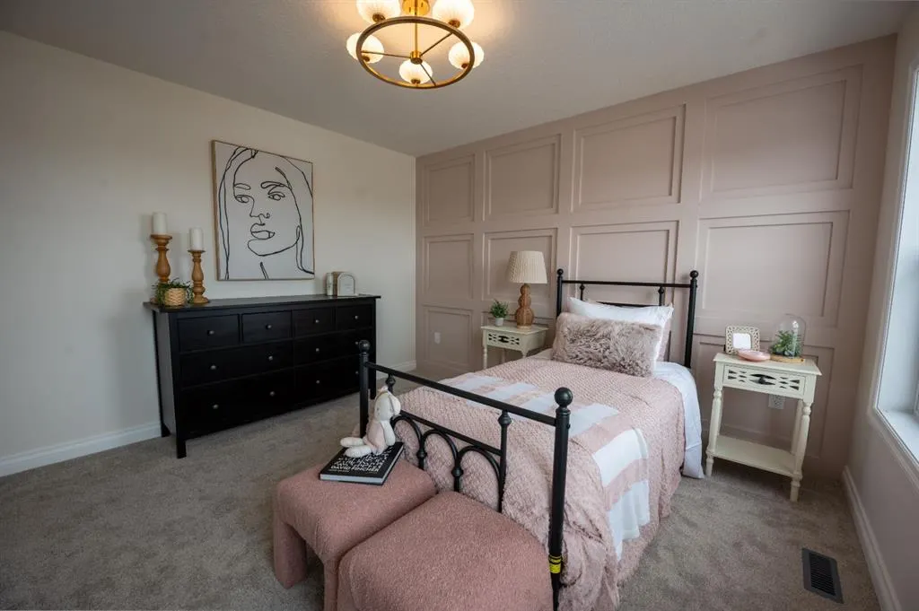 375 Chelsea Passage