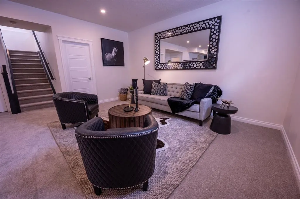 375 Chelsea Passage