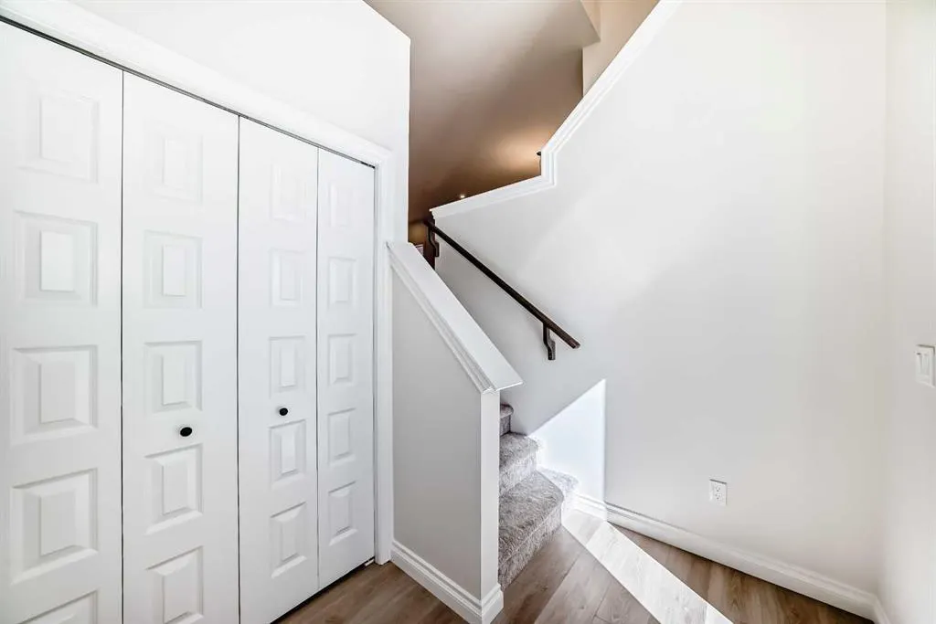 375 Homestead Grove NE
