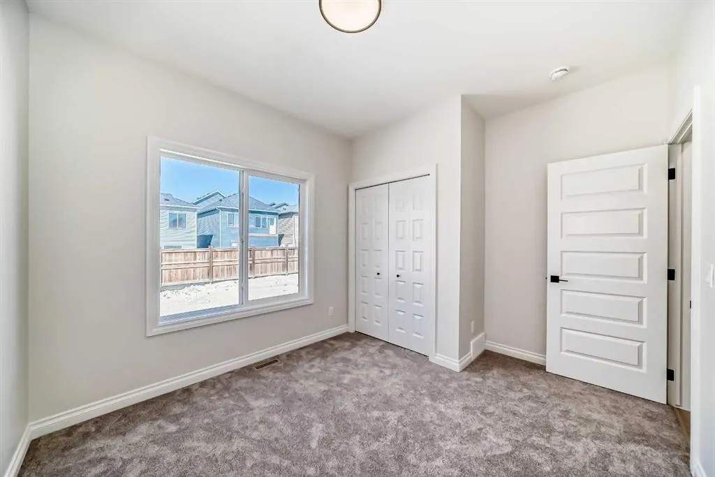 375 Homestead Grove NE