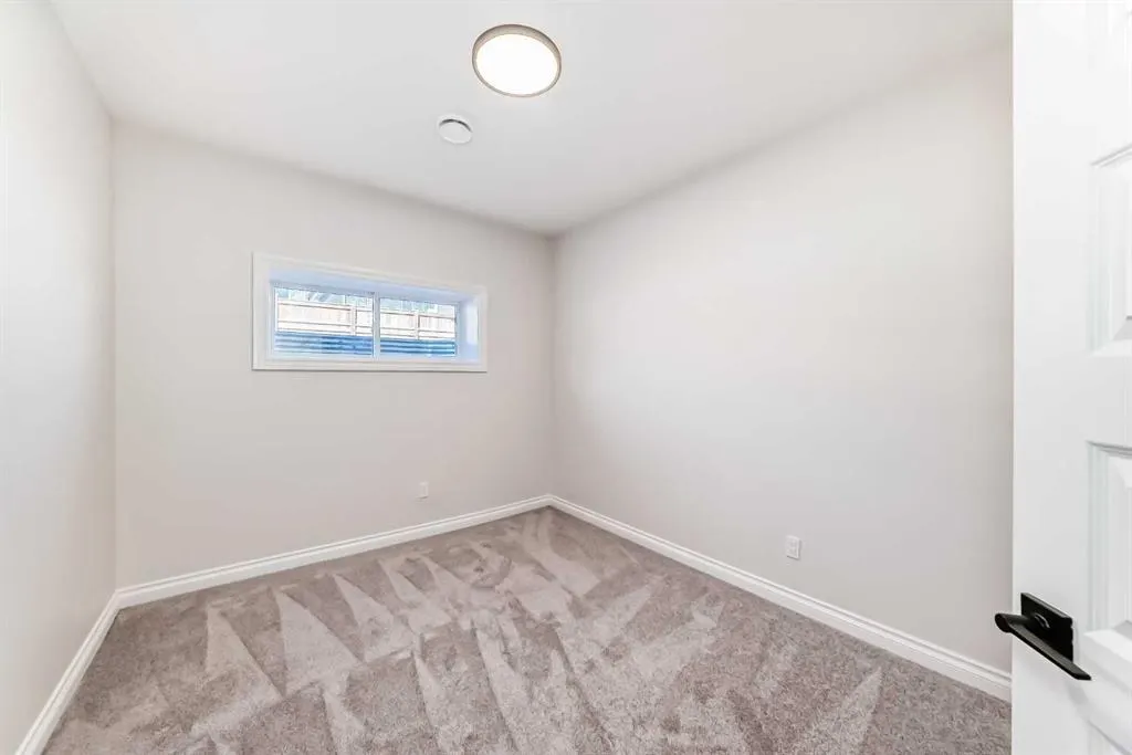 375 Homestead Grove NE