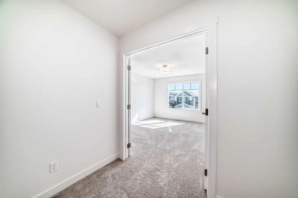 367 Homestead Grove NE