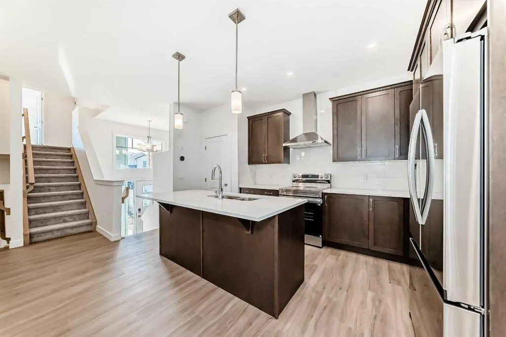 367 Homestead Grove NE