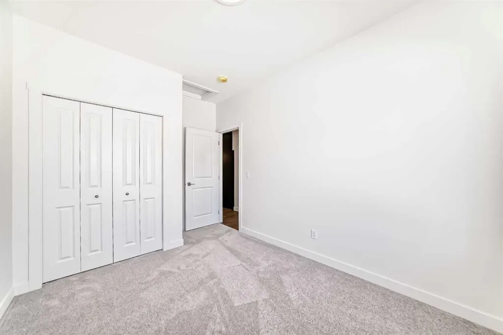 367 Homestead Grove NE