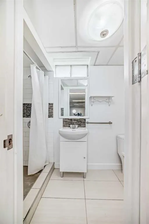 24 Castlebrook Rise NE
