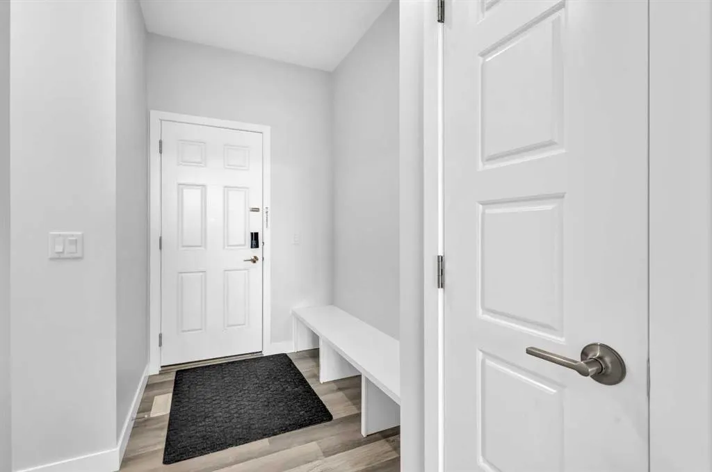89 howse Common NE