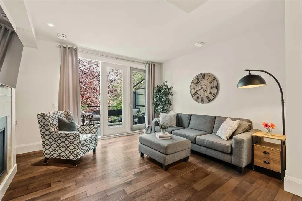 2214 30 Street SW, #103