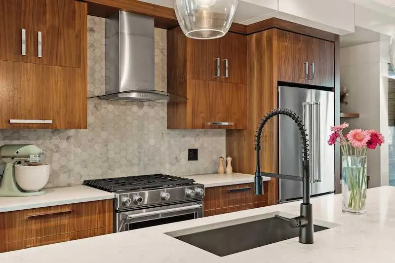2214 30 Street SW, #103