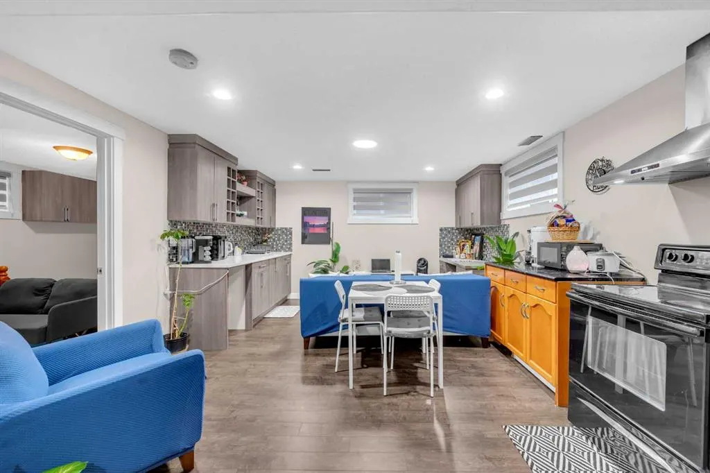 228 Covemeadow Court NE