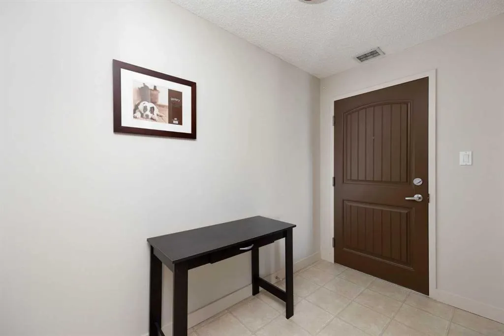136D Sandpiper Road, #304
