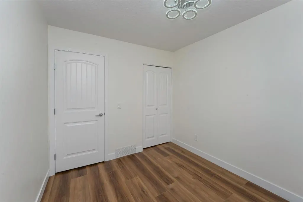 140 Whitworth Way