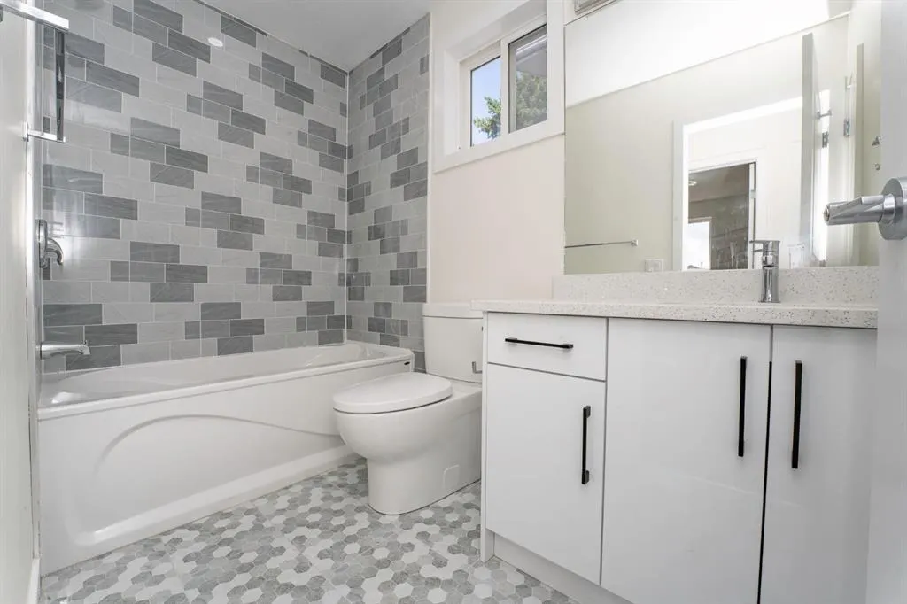 140 Whitworth Way