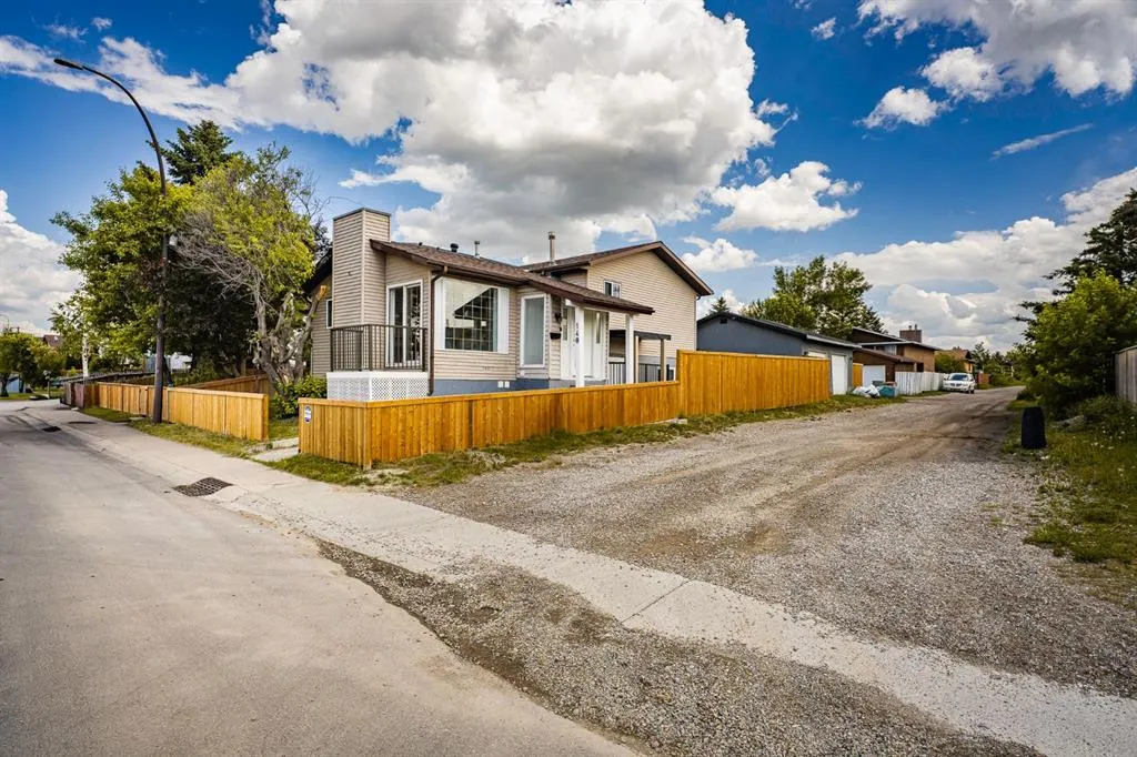 140 Whitworth Way