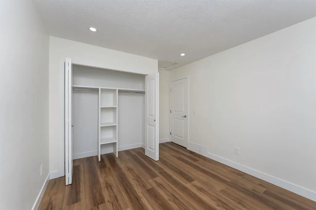 140 Whitworth Way