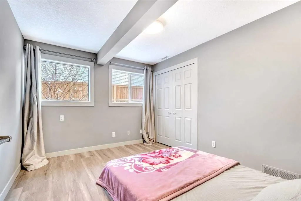 760 West Chestermere