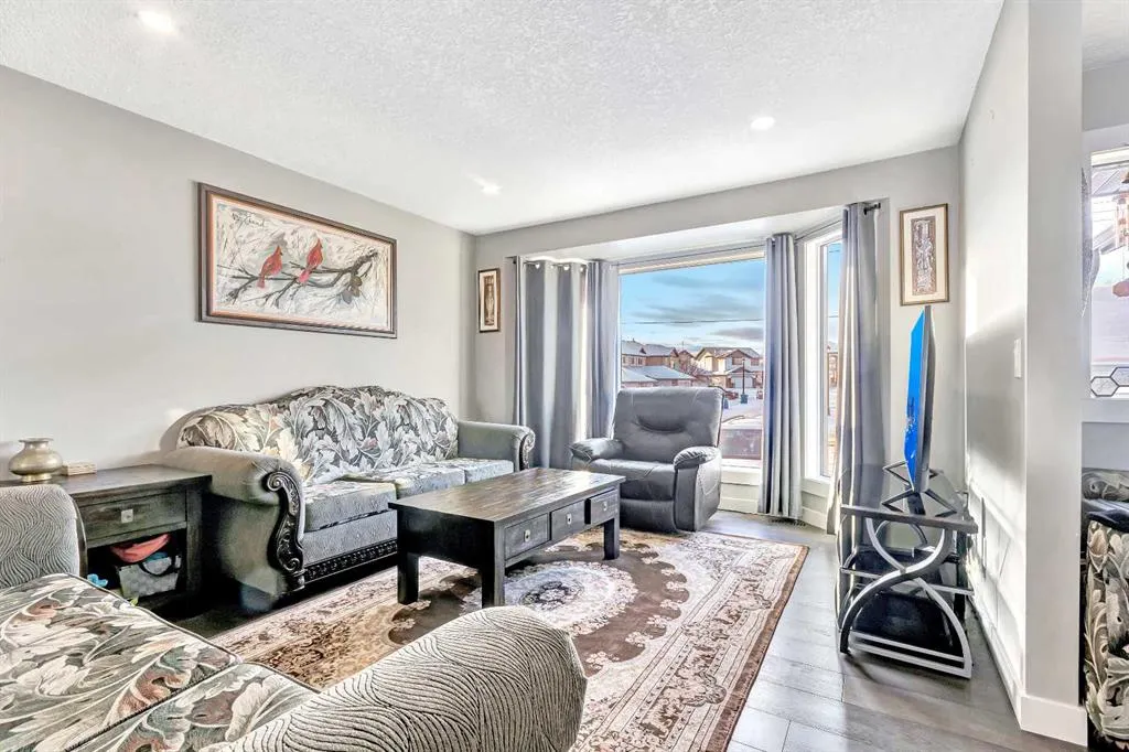 760 West Chestermere