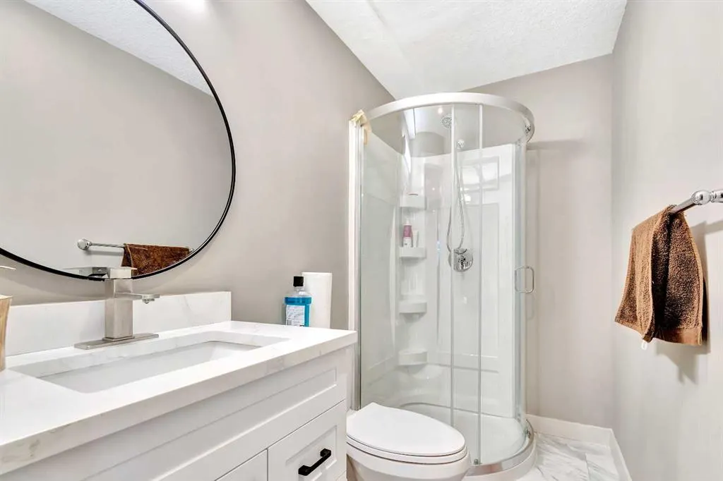 760 West Chestermere