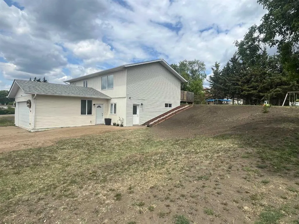 26 Hillmond Avenue